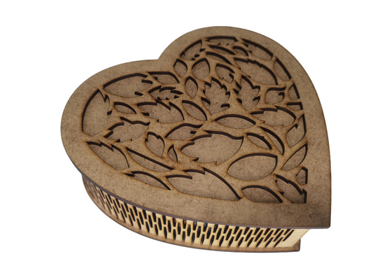 Caja corazón pétalos