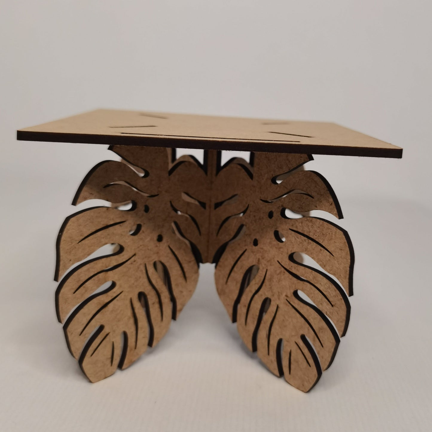 Soporte maceta hojas