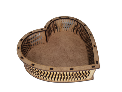 Caja corazón pétalos